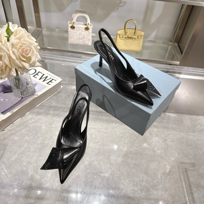 Free shipping arrenfashion Women P*rada Top Quality Sandals