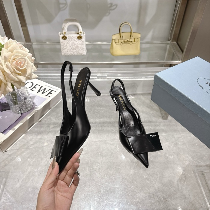 Free shipping arrenfashion Women P*rada Top Quality Sandals