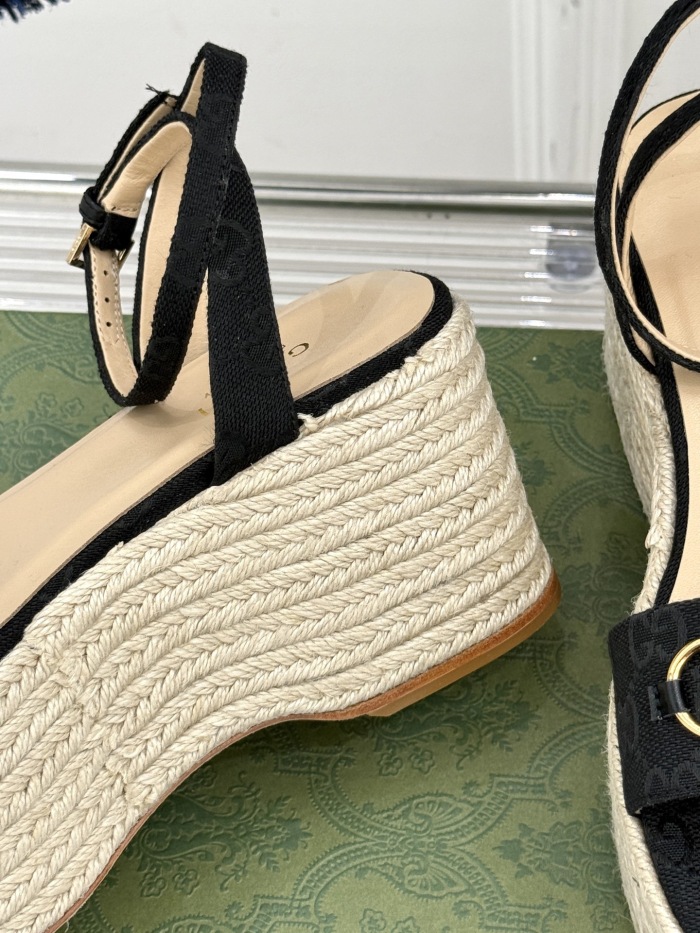 Free shipping arrenfashion Women C*hanel  Sandals   ( Maikesneakers)