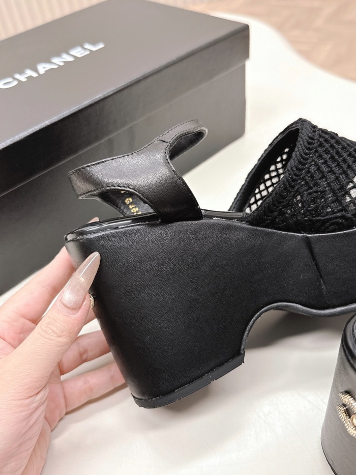 Free shipping arrenfashion Women C*hanel  Sandals   ( Maikesneakers)