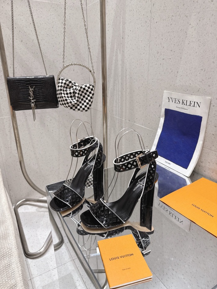 Free shipping arrenfashion Women L*ouis V*uitton Top Sandals