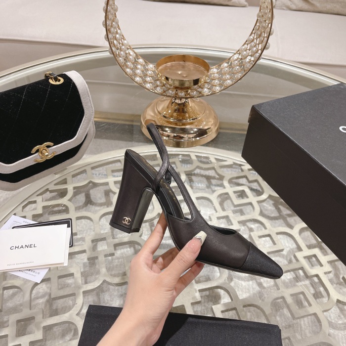Free shipping arrenfashion Women C*hanel  Sandals   ( Maikesneakers)