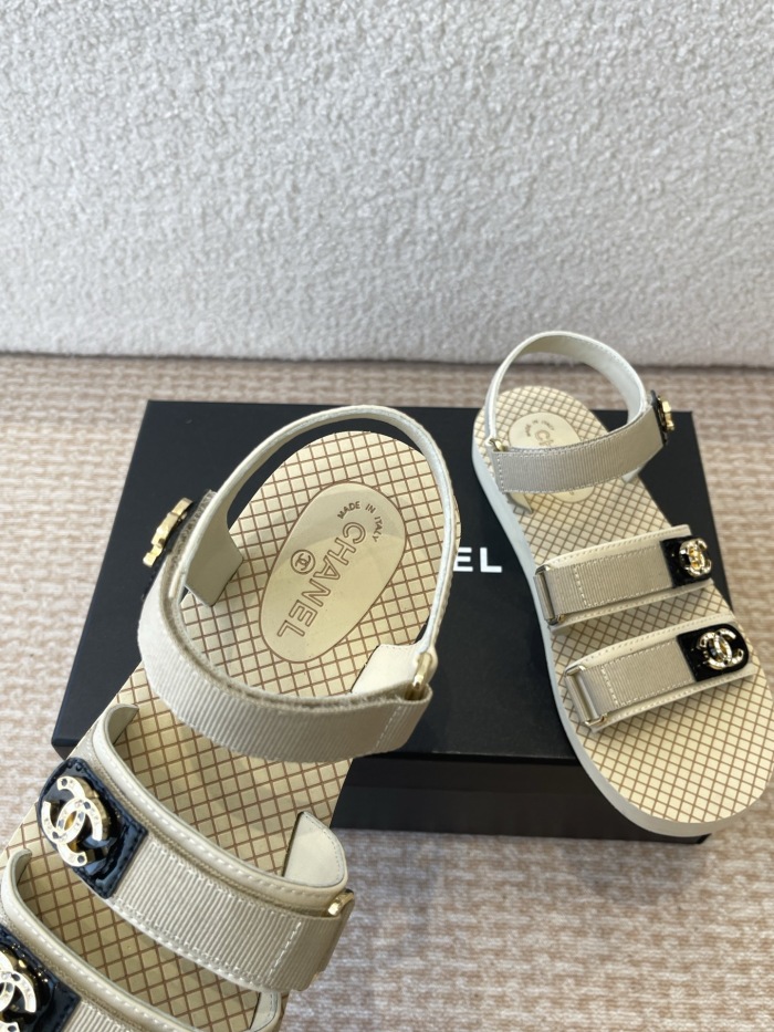 Free shipping arrenfashion Women C*hanel  Sandals   ( Maikesneakers)