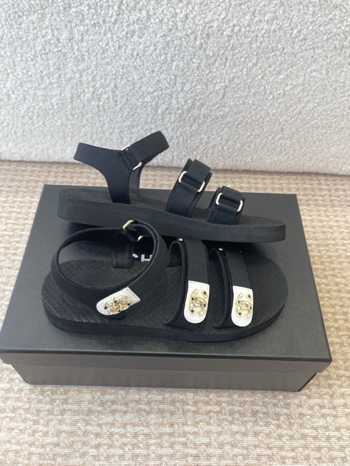 Free shipping arrenfashion Women C*hanel  Sandals   ( Maikesneakers)