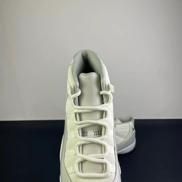 NIKE Air Jordan 11（maikesneakers）
