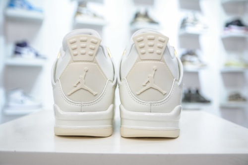 Air Jordan 4  AJ4 sneaker