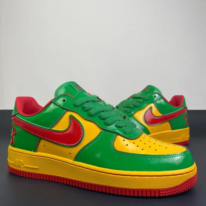 Free shipping from maikesneakers Nike /Lil Yachty