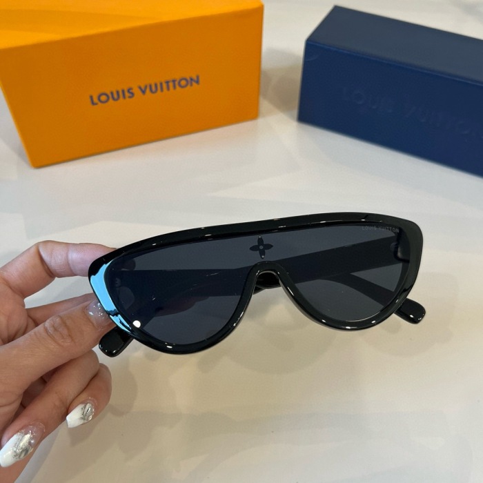 L*ouis V*uitton Glasses