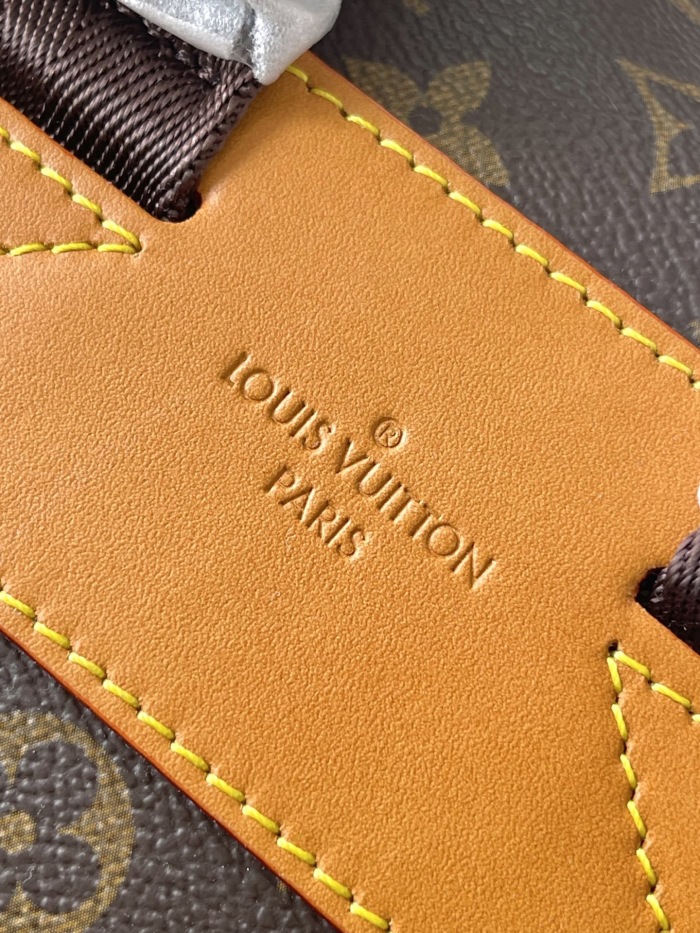 L*ouis V*uitton  Top Bag (maikesneakers)