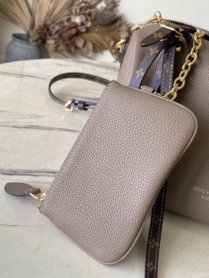 L*ouis V*uitton  Top Bag (maikesneakers)
