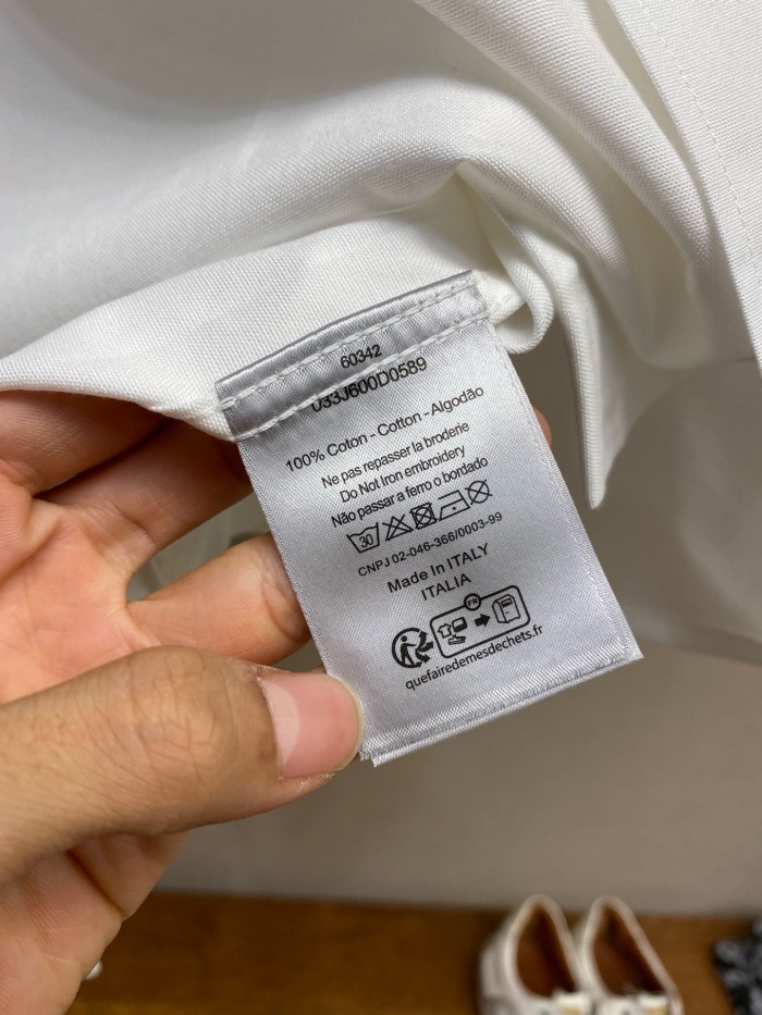 Men Shirt  Top Quality   maikesneakers