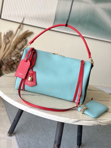 L*ouis V*uitton  Top Bag (maikesneakers)