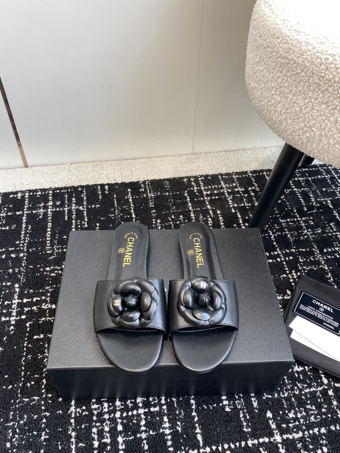 Women Top Quality C*hanel shoes