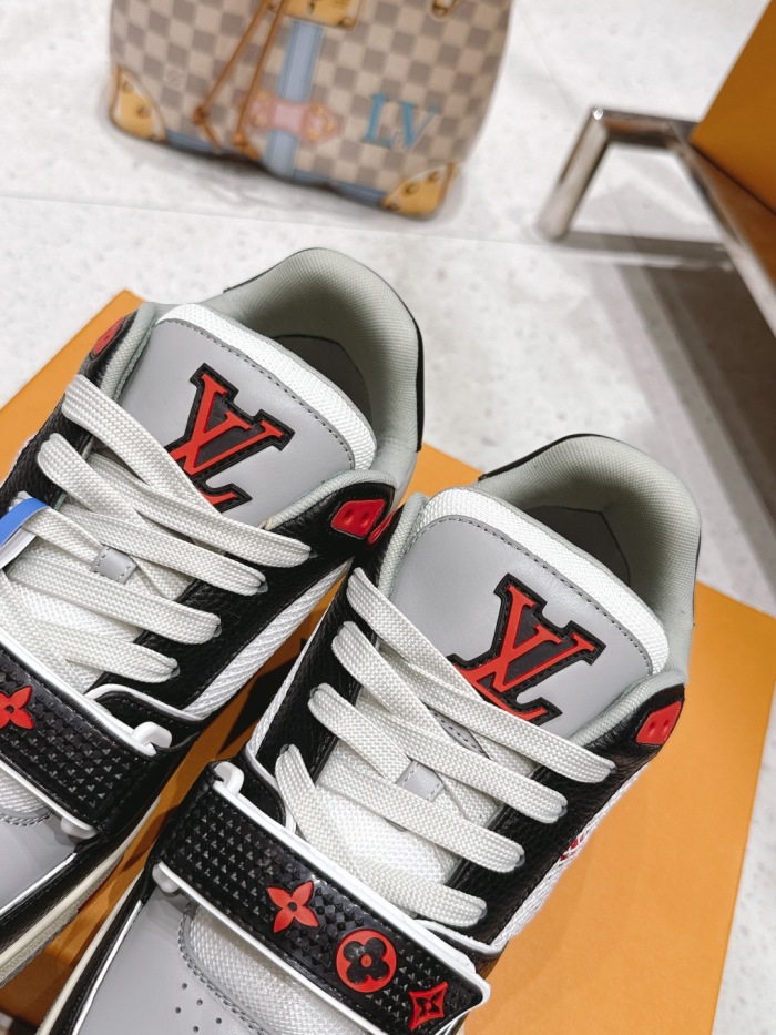 Men  Women  L*ouis V*uitton   Top Sneaker L*V Trainer size 35-46