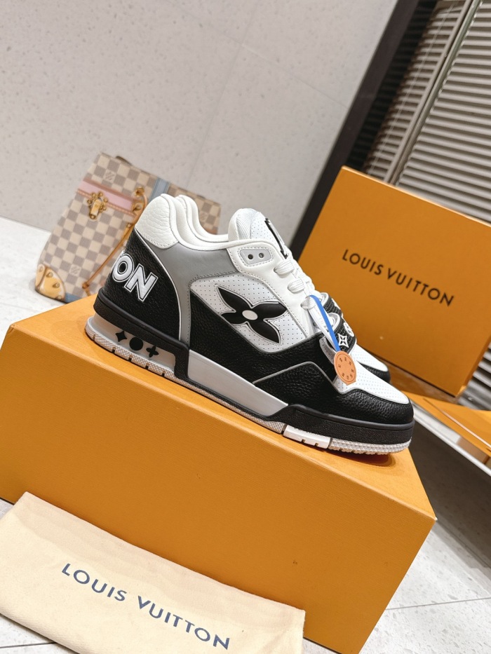 Men  Women  L*ouis V*uitton   Top Sneaker L*V Trainer size 35-46