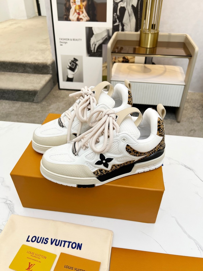 Men  Women  L*ouis V*uitton   Top Sneaker L*V Trainer size 35-46