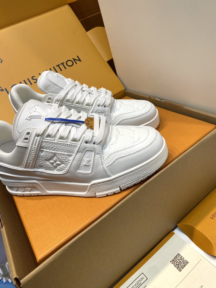 Men  Women  L*ouis V*uitton   Top Sneaker L*V Trainer size 35-46