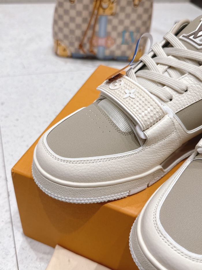 Men  Women  L*ouis V*uitton   Top Sneaker L*V Trainer size 35-46