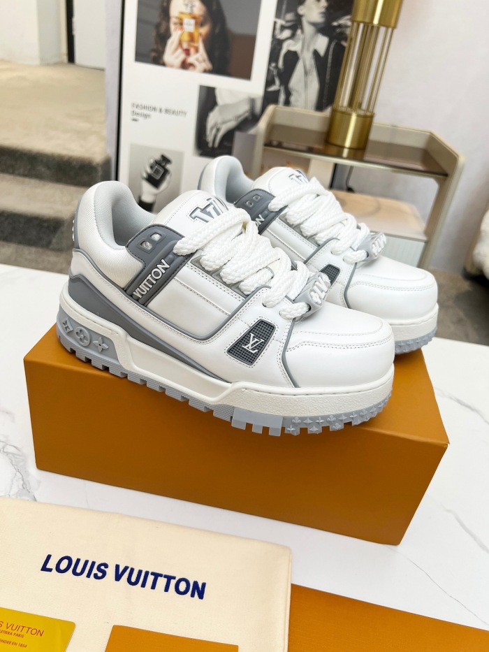 Men  Women  L*ouis V*uitton   Top Sneaker L*V Trainer size 35-46