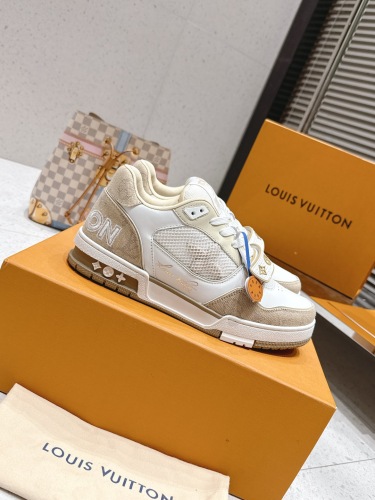 Men  Women  L*ouis V*uitton   Top Sneaker L*V Trainer size 35-46