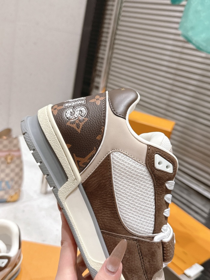 Men  Women  L*ouis V*uitton   Top Sneaker L*V Trainer size 35-46