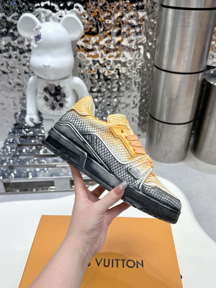 Men  Women  L*ouis V*uitton   Top Sneaker L*V Trainer size 35-46