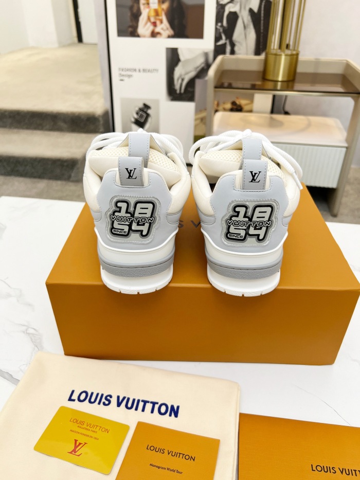 Men  Women  L*ouis V*uitton   Top Sneaker L*V Trainer size 35-46