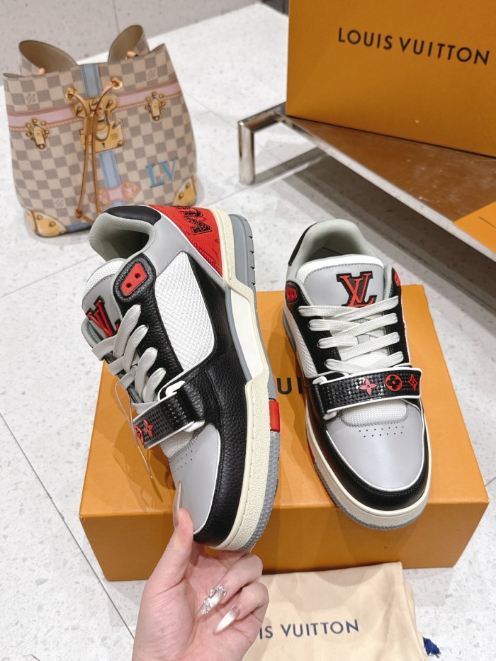 Men  Women  L*ouis V*uitton   Top Sneaker L*V Trainer size 35-46