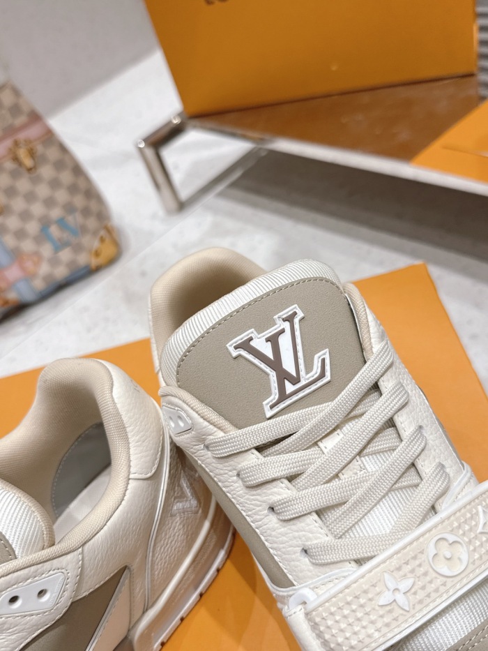 Men  Women  L*ouis V*uitton   Top Sneaker L*V Trainer size 35-46