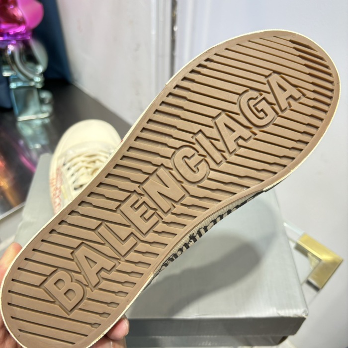 Men size 35-45 B*alenciaga  Top quality 1:1 Sneaker