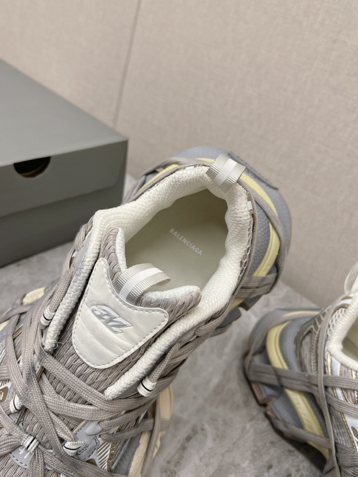 WOMEN Men size 35-46 B*alenciaga  Top quality 1:1 Sneaker