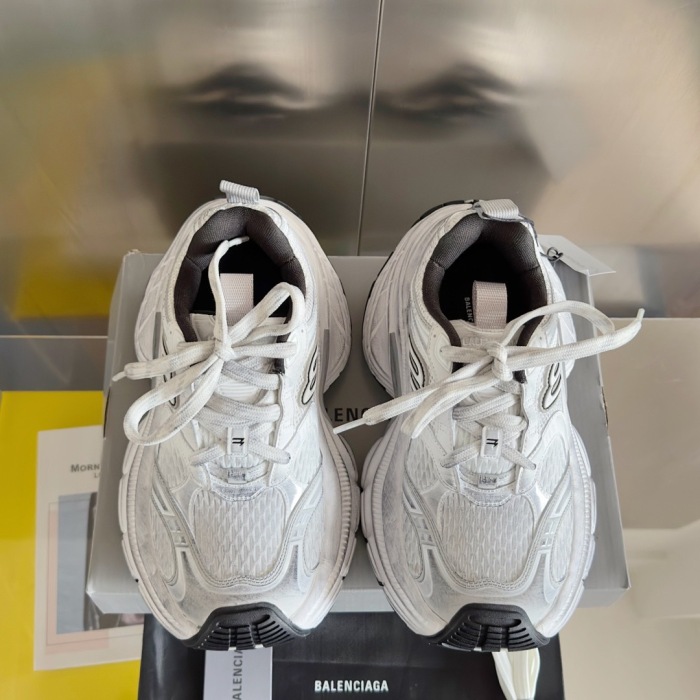WOMEN SIZE 35-39 Men SIZE 39-45 B*alenciaga Sneaker  Top quality 1:1