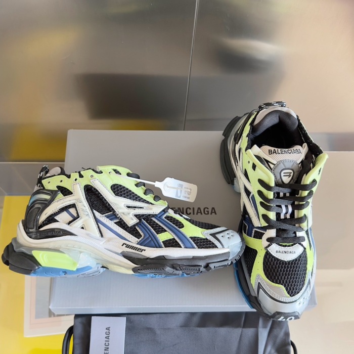 WOMEN SIZE 35-39 Men SIZE 39-45 B*alenciaga Sneaker  Top quality 1:1