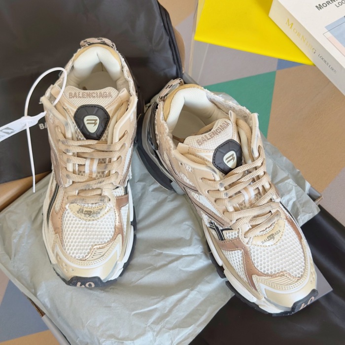 WOMEN SIZE 35-39 Men SIZE 39-45 B*alenciaga Sneaker  Top quality 1:1