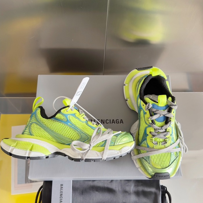 WOMEN SIZE 35-39 Men SIZE 39-45 B*alenciaga Sneaker  Top quality 1:1
