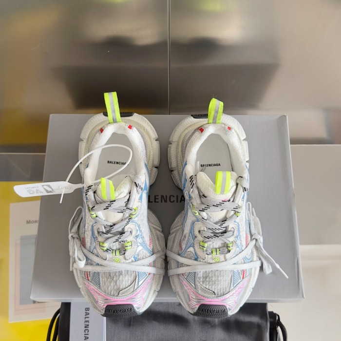 WOMEN SIZE 35-39 Men SIZE 39-45 B*alenciaga Sneaker  Top quality 1:1