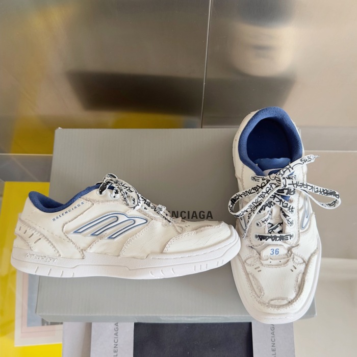 WOMEN SIZE 35-39 Men SIZE 39-45 B*alenciaga Sneaker  Top quality 1:1