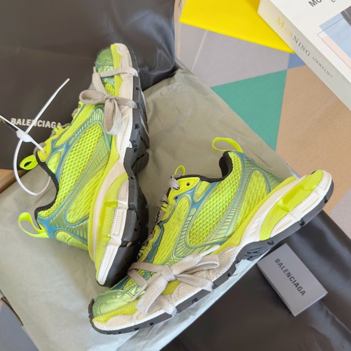 WOMEN SIZE 35-39 Men SIZE 39-45 B*alenciaga Sneaker  Top quality 1:1