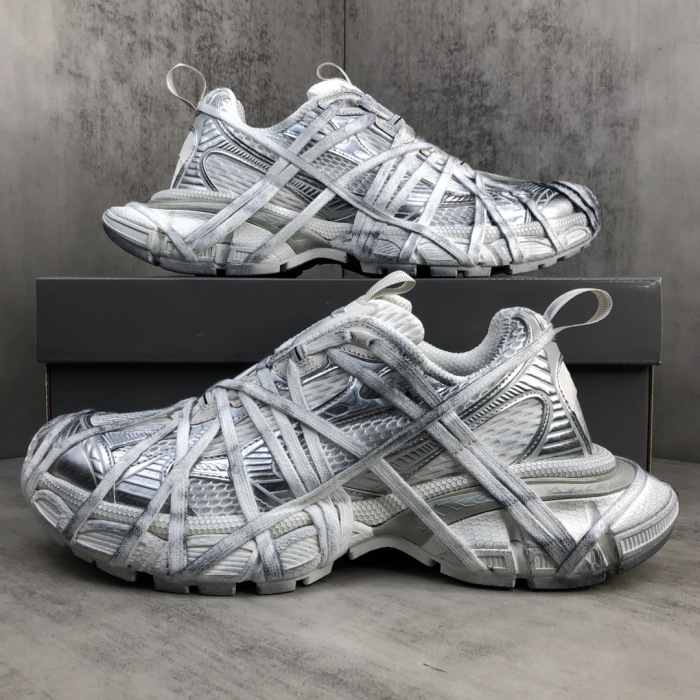 WOMEN SIZE 35-39 Men SIZE 39-45 B*alenciaga Sneaker  Top quality 1:1