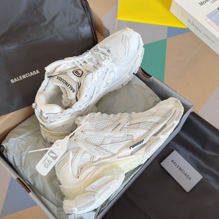 WOMEN SIZE 35-39 Men SIZE 39-45 B*alenciaga Sneaker  Top quality 1:1