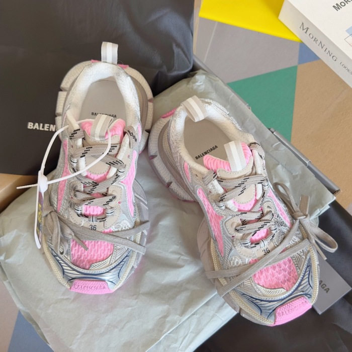 WOMEN SIZE 35-39 Men SIZE 39-45 B*alenciaga Sneaker  Top quality 1:1
