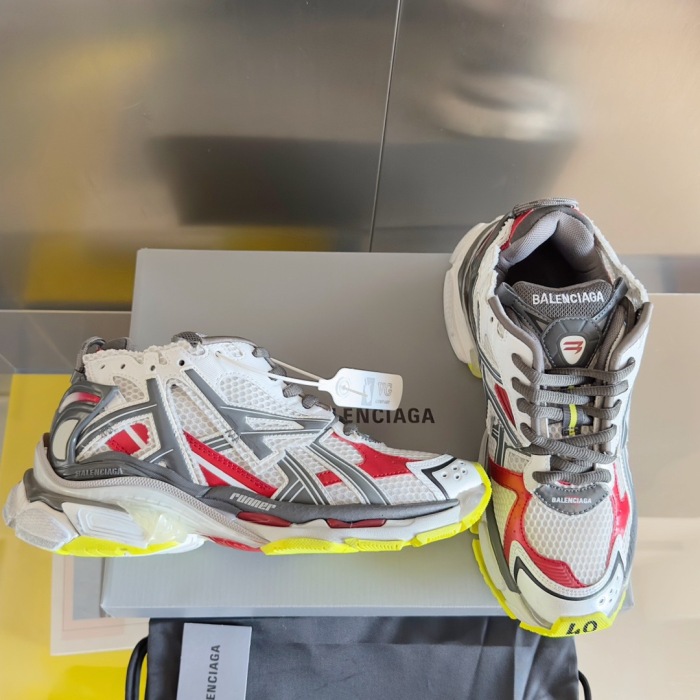 WOMEN SIZE 35-39 Men SIZE 39-45 B*alenciaga Sneaker  Top quality 1:1