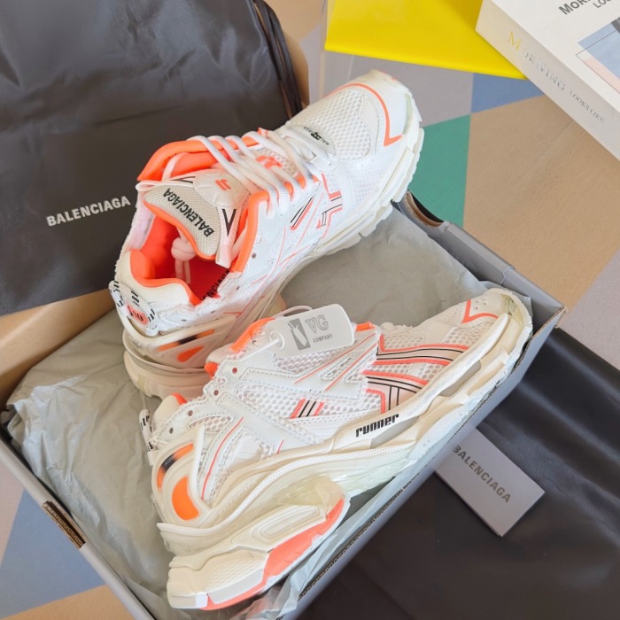 WOMEN SIZE 35-39 Men SIZE 39-45 B*alenciaga Sneaker  Top quality 1:1