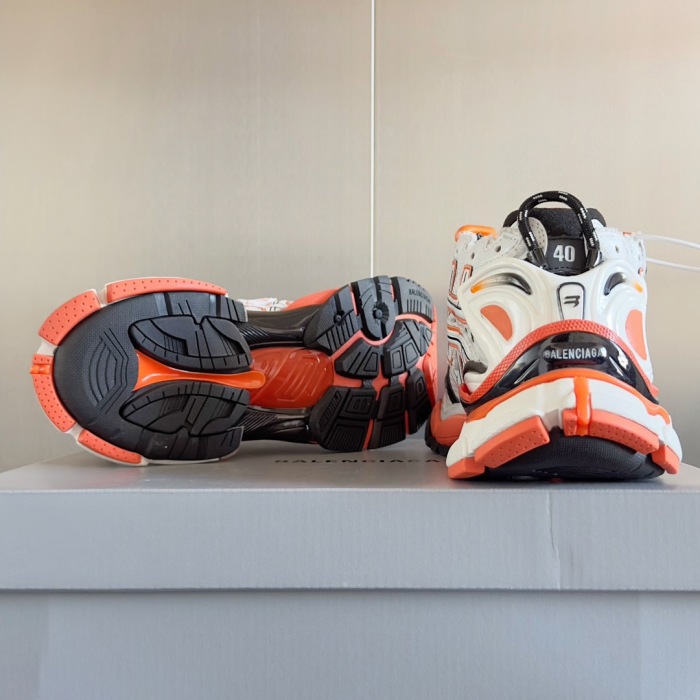 WOMEN SIZE 35-39 Men SIZE 39-45 B*alenciaga Sneaker  Top quality 1:1