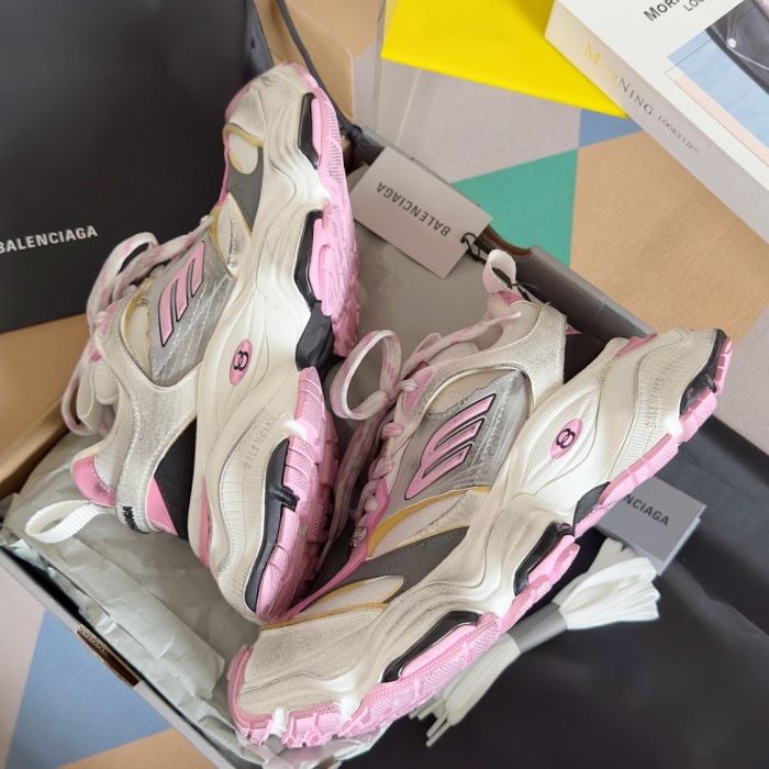 WOMEN SIZE 35-39 Men SIZE 39-45 B*alenciaga Sneaker  Top quality 1:1