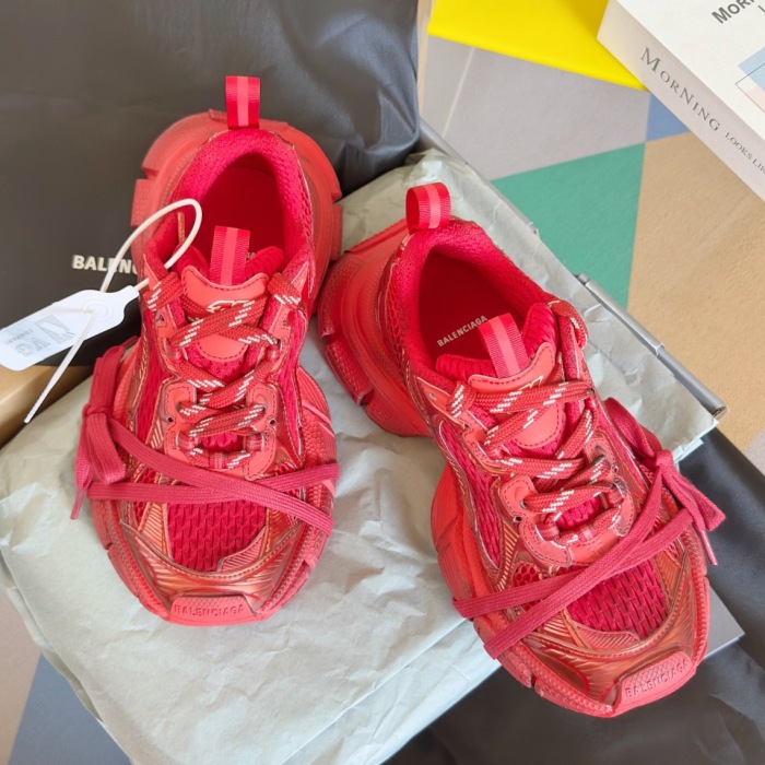 WOMEN SIZE 35-39 Men SIZE 39-45 B*alenciaga Sneaker  Top quality 1:1