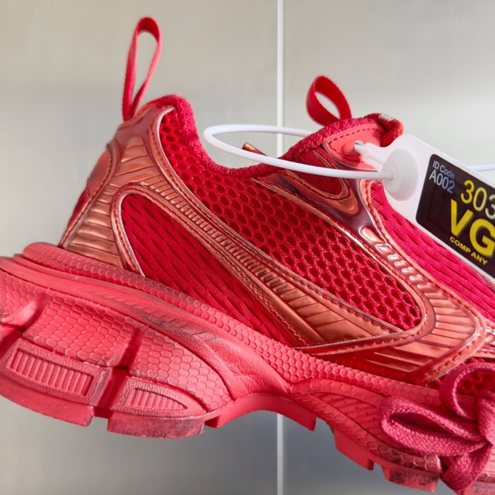 WOMEN SIZE 35-39 Men SIZE 39-45 B*alenciaga Sneaker  Top quality 1:1