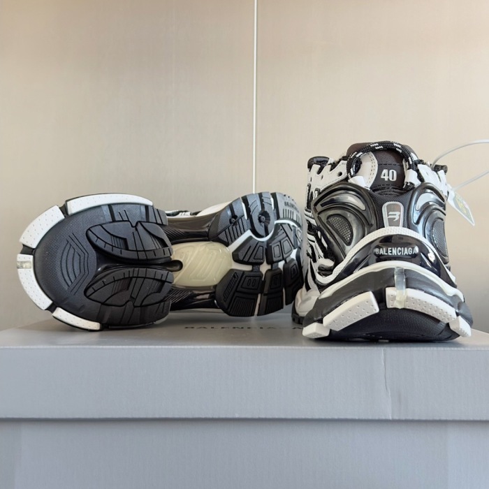 WOMEN SIZE 35-39 Men SIZE 39-45 B*alenciaga Sneaker  Top quality 1:1