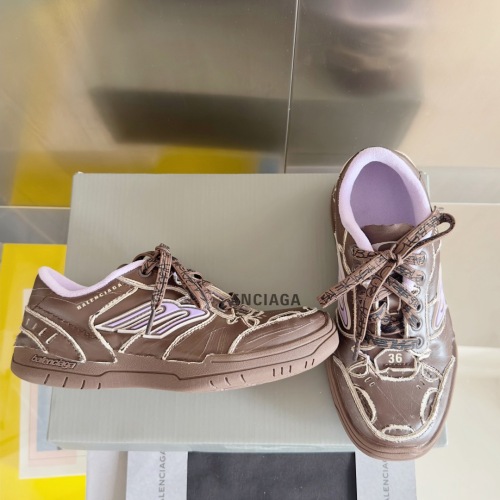 WOMEN SIZE 35-39 Men SIZE 39-45 B*alenciaga Sneaker  Top quality 1:1