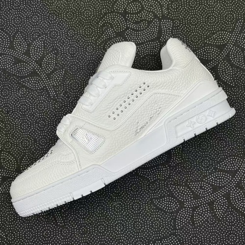 Men  Women  L*ouis V*uitton   Top Sneaker L*V Trainer